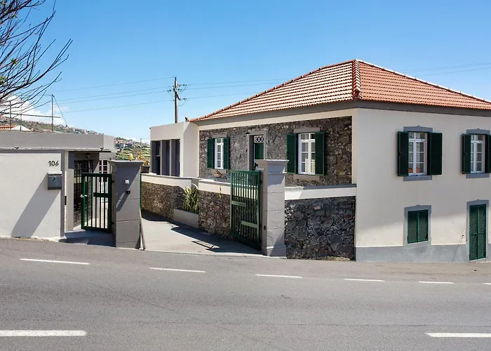 Mother\'S House